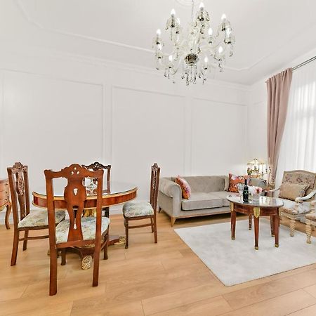 זאגרב Luxury Class Apartment - 1St Floor, Large Apartment, Downtown, Newly Renovated, Fast Wifi, 4X Air Conditioning מראה חיצוני תמונה