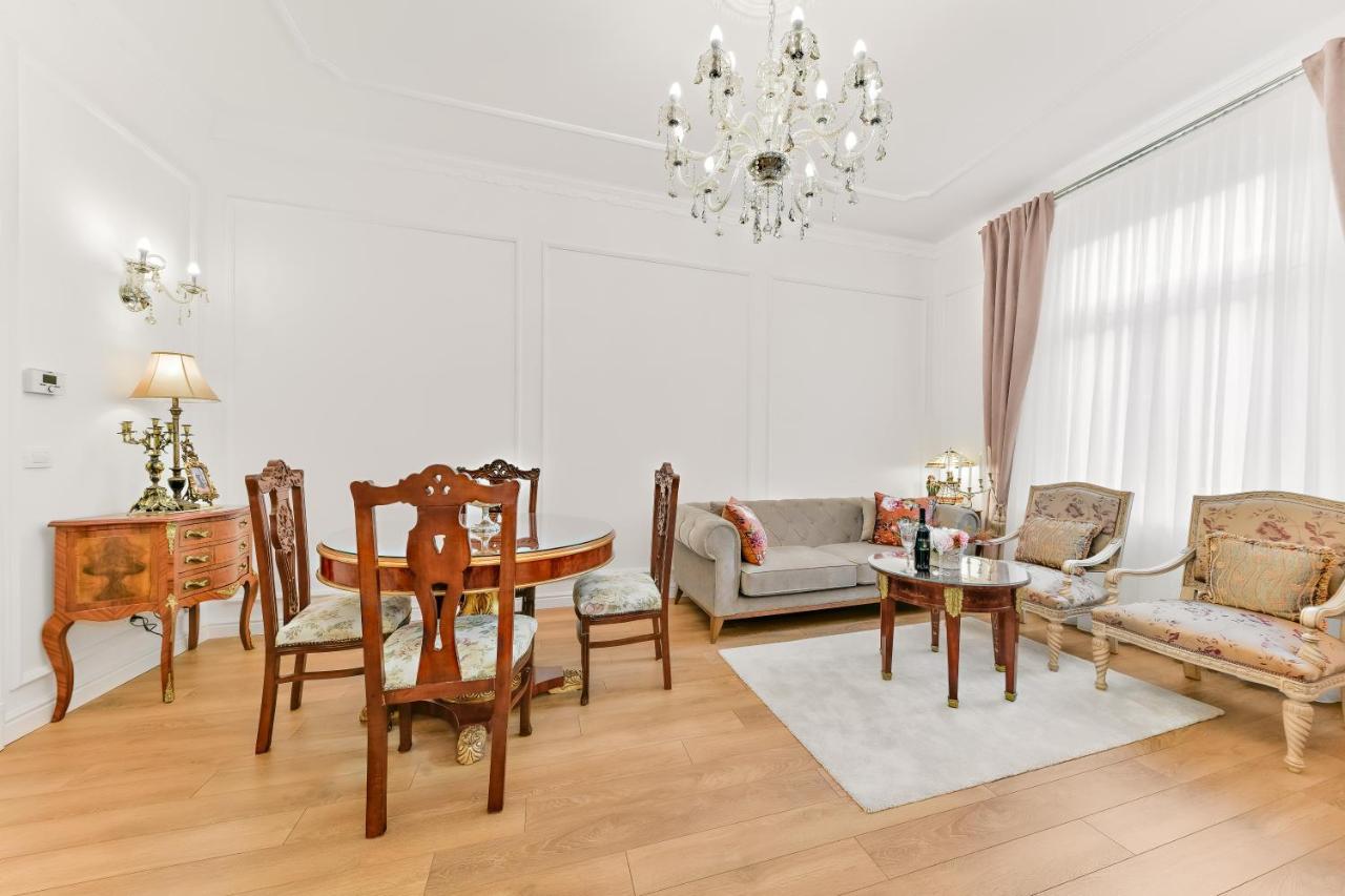 זאגרב Luxury Class Apartment - 1St Floor, Large Apartment, Downtown, Newly Renovated, Fast Wifi, 4X Air Conditioning מראה חיצוני תמונה