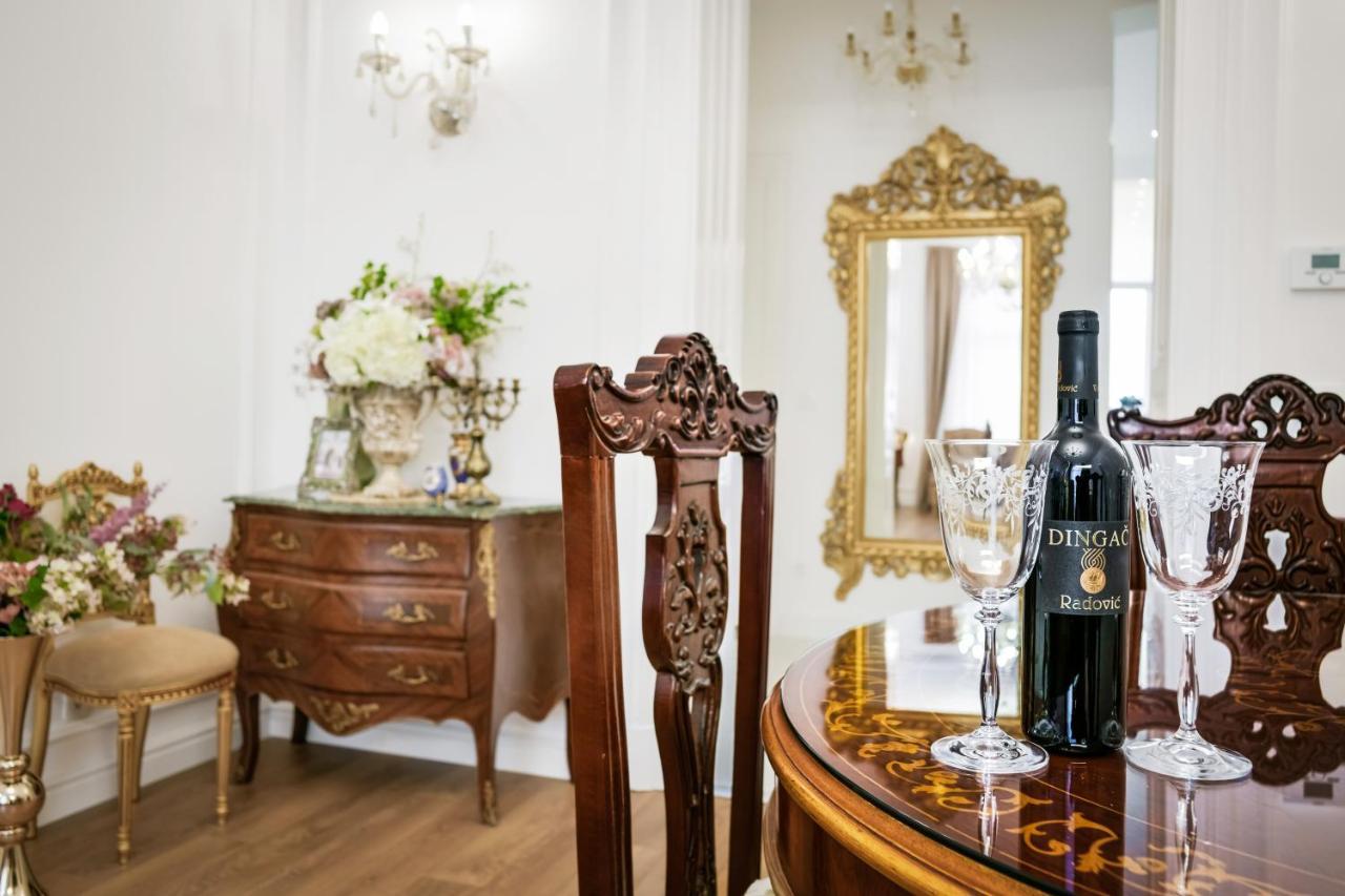 זאגרב Luxury Class Apartment - 1St Floor, Large Apartment, Downtown, Newly Renovated, Fast Wifi, 4X Air Conditioning מראה חיצוני תמונה