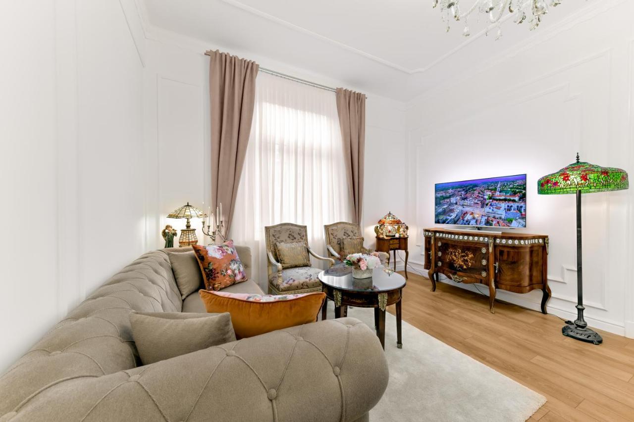 זאגרב Luxury Class Apartment - 1St Floor, Large Apartment, Downtown, Newly Renovated, Fast Wifi, 4X Air Conditioning מראה חיצוני תמונה
