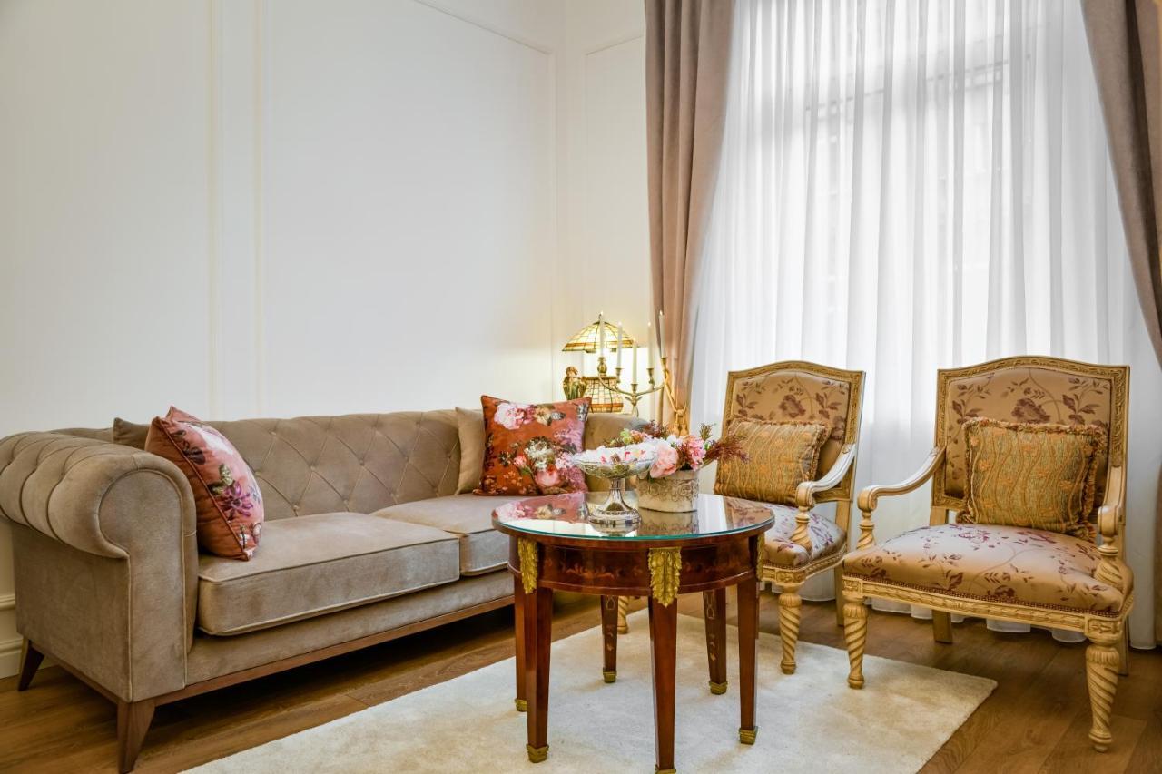 זאגרב Luxury Class Apartment - 1St Floor, Large Apartment, Downtown, Newly Renovated, Fast Wifi, 4X Air Conditioning מראה חיצוני תמונה