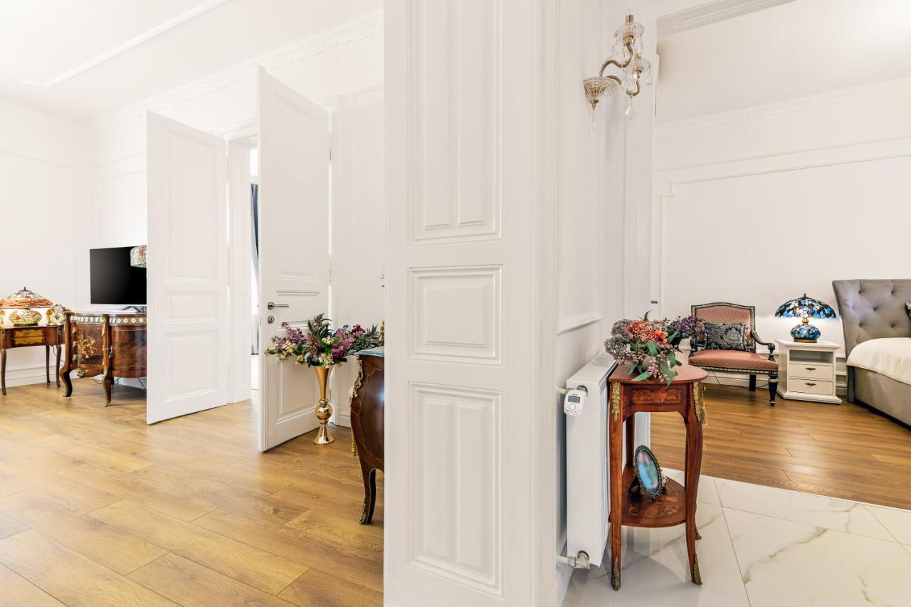 זאגרב Luxury Class Apartment - 1St Floor, Large Apartment, Downtown, Newly Renovated, Fast Wifi, 4X Air Conditioning מראה חיצוני תמונה